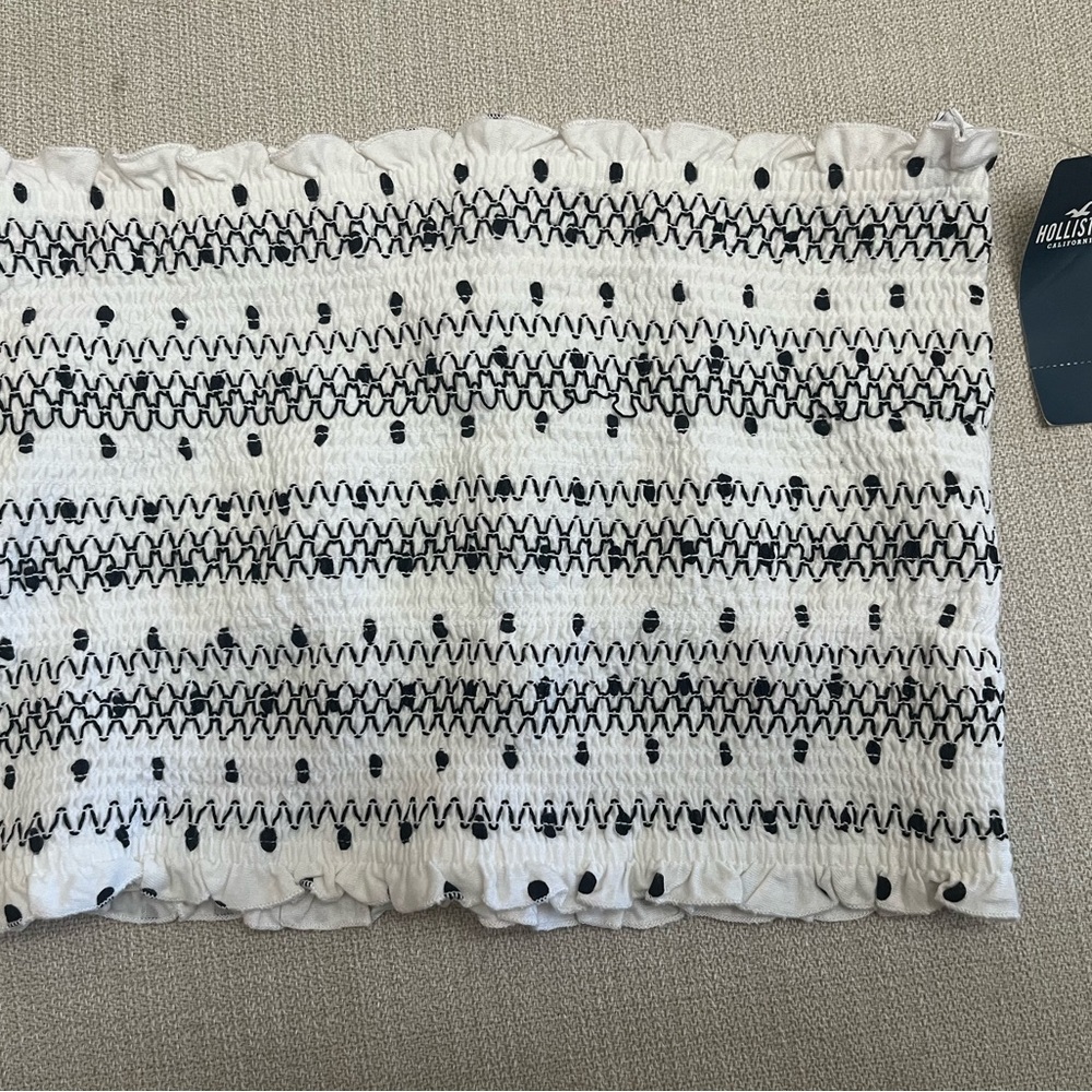 Hollister Black and White Patterned Tube Top